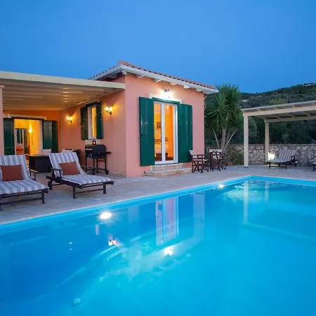 Belvedere Rosa Willa Tsoukaládhes