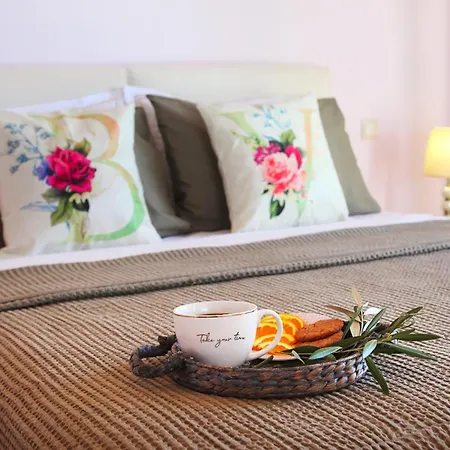 Willa Belvedere Rosa Tsoukaládhes