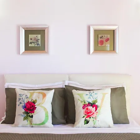 Willa Belvedere Rosa Tsoukaládhes